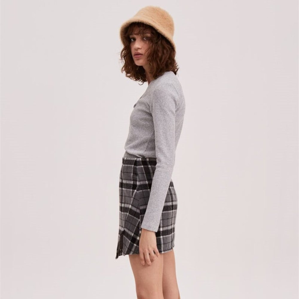 ‼️NEW‼️Fifth Label TREBLE CHECK SKIRT GREY W BLACK